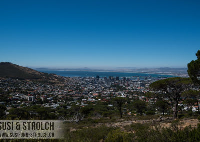Ausblick über Kapstadt von der Station Tafelberg aus